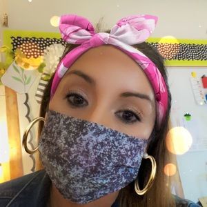 Meet your Posher, Debbie